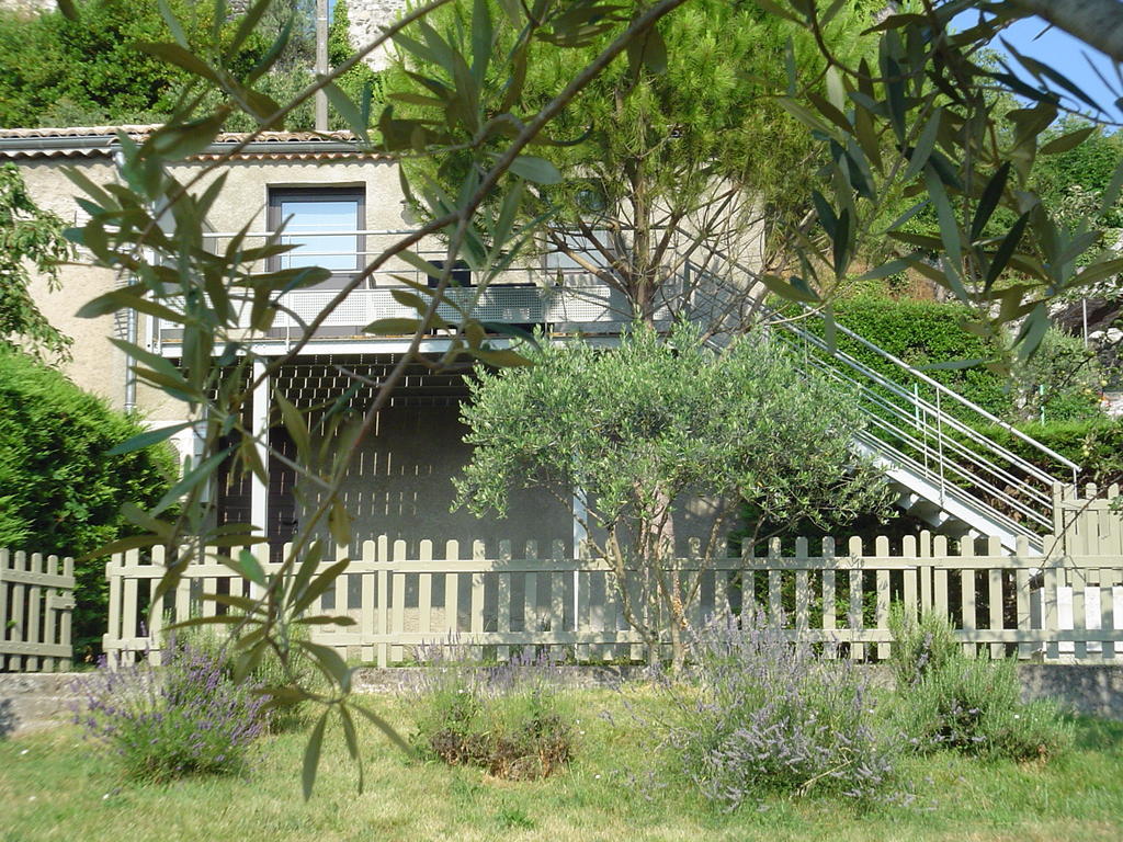 La Cabane De Pepe Emilien Bed & Breakfast Chomerac Luaran gambar